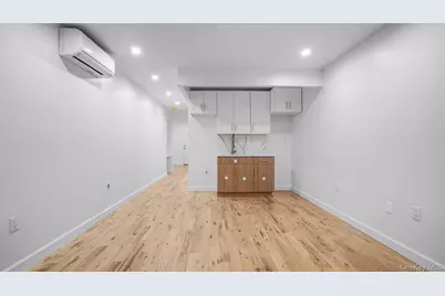 1737 Popham Avenue, Bronx, NY 10453 - Photo 11