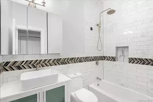 18-73 Harman St, Ridgewood, NY 11385 - Photo 7