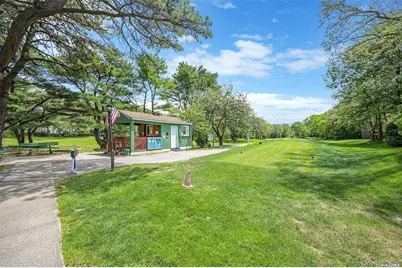 740 Blue Ridge Drive, Medford, NY 11763 - Photo 37