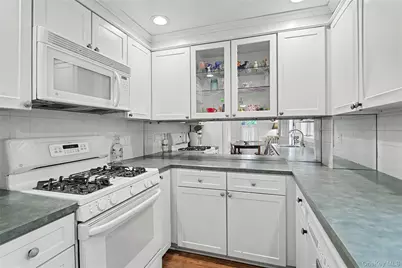 59 S Camp Hill Road, Pomona, NY 10970 - Photo 5