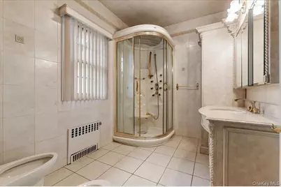 363 Oak Avenue, Cedarhurst, NY 11516 - Photo 15