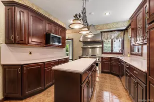 363 Oak Ave, Cedarhurst, NY 11516 - Photo 11