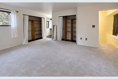 83 Treetop Circle, Nanuet, NY 10954 - Photo 11
