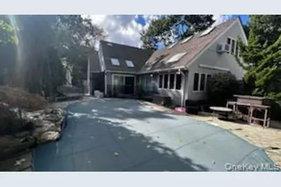 12 Silverbirch Road, Merrick, NY 11566 - Photo 15