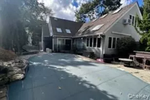 12 Silver Birch Rd, Merrick, NY 11566 - Photo 15