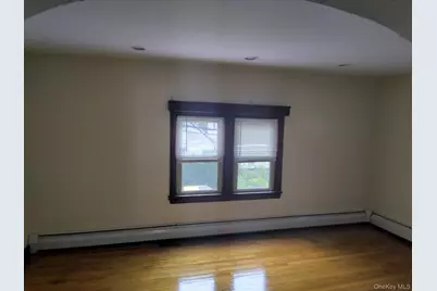 10 Granger Avenue, Floral Park, NY 11001 - Photo 3