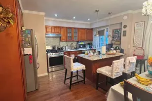 75-02 168th St, Fresh Meadows, NY 11366 - Photo 5