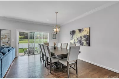 140 Rivendell Court, Melville, NY 11747 - Photo 9