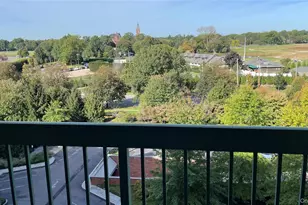 111 Cherry Valley Ave, Garden City, NY 11530 - Photo 9