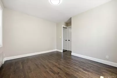 48 Flower Street, Hicksville, NY 11801 - Photo 25