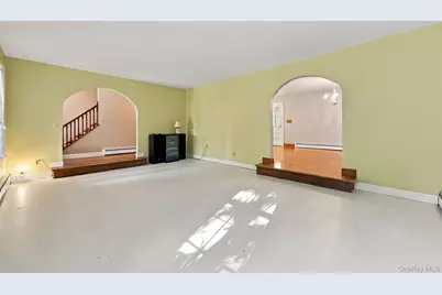 155 Birchwood Drive, Pine Bush, NY 12566 - Photo 11