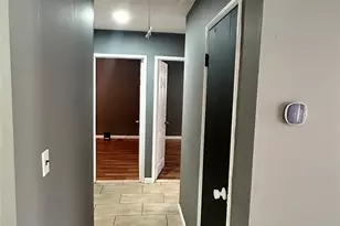 200 Hancock St, Brentwood, NY 11717 - Photo 5