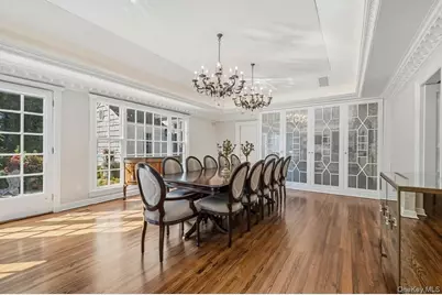 220 Causeway, Lawrence, NY 11559 - Photo 17