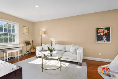 51 Maywood Road, New Rochelle, NY 10804 - Photo 15