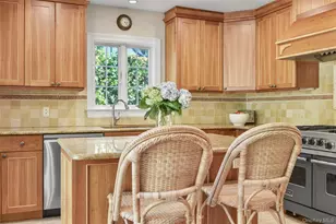 51 Maywood Rd, New Rochelle, NY 10804 - Photo 21
