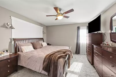 1079 Van Buren Avenue, Franklin Square, NY 11010 - Photo 25