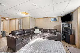 1079 Van Buren Ave, Franklin Square, NY 11010 - Photo 33