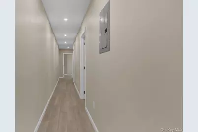 957 E 229th Street, Bronx, NY 10466 - Photo 21
