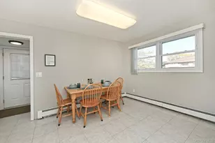 2086 Washington Ave, Seaford, NY 11783 - Photo 7