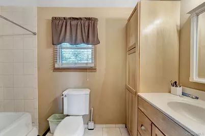 33 Mohawk Drive, North Babylon, NY 11703 - Photo 25
