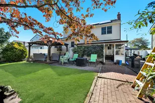 33 Mohawk Dr, North Babylon, NY 11703 - Photo 39