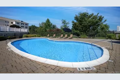 61 Bryant Avenue #208, Roslyn, NY 11576 - Photo 3