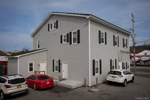 375 New York Ave, Huntington, NY 11743 - Photo 7