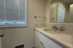 43 Marwood Rd N, Port Washington, NY 11050 - Photo 25