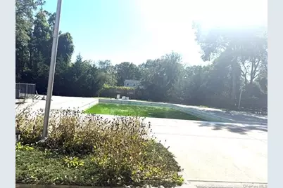 96 Feller Drive, Central Islip, NY 11722 - Photo 19