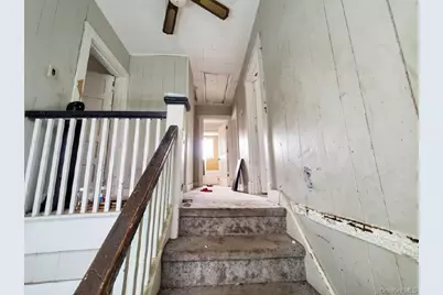 315 Mountain Avenue, Monroe, NY 10950 - Photo 9