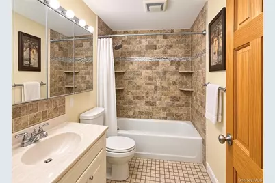 2 Park Place #B1C, Newburgh, NY 12550 - Photo 9
