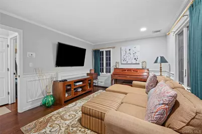 60 Nearwater Avenue, Massapequa, NY 11758 - Photo 11