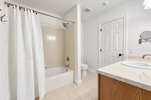 210 Kettles Ln, Medford, NY 11763 - Photo 17