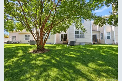 210 Kettles Lane, Medford, NY 11763 - Photo 27