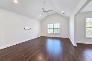 210 Kettles Ln, Medford, NY 11763 - Photo 19