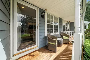 5 Spruce Ln, Central Islip, NY 11722 - Photo 3