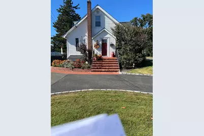 494 Old Country Road, Deer Park, NY 11729 - Photo 1