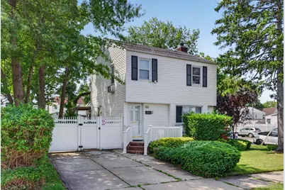 166-04 22nd Avenue, Whitestone, NY 11357 - Photo 3