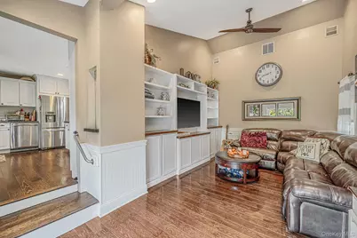 517 Waverly Avenue, Patchogue, NY 11772 - Photo 13