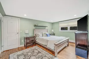 517 Waverly Ave, Patchogue, NY 11772 - Photo 19