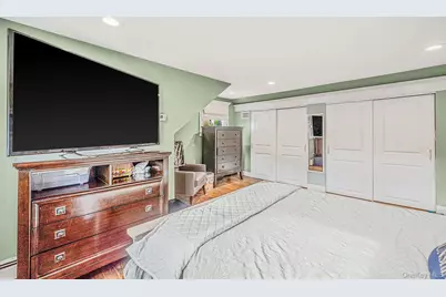 517 Waverly Avenue, Patchogue, NY 11772 - Photo 21