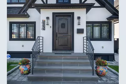 16420 Cryders Lane, Whitestone, NY 11357 - Photo 3