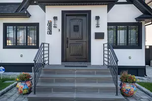 164-20 Cryders Ln, Whitestone, NY 11357 - Photo 3
