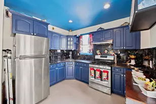 107-27 171st St, Jamaica, NY 11433 - Photo 11