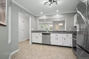 101 Elmcrest Dr, Fishkill, NY 12524 - Photo 15