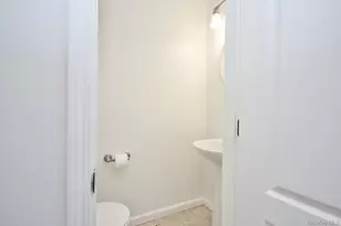 101 Elmcrest Dr, Fishkill, NY 12524 - Photo 17