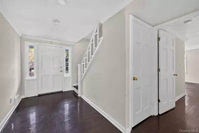 1574 Laurel Hollow Road, Syosset, NY 11791 - Photo 3