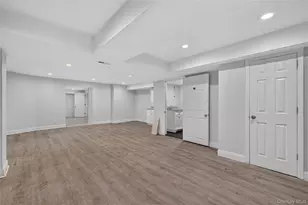 1574 Laurel Hollow Rd, Syosset, NY 11791 - Photo 29