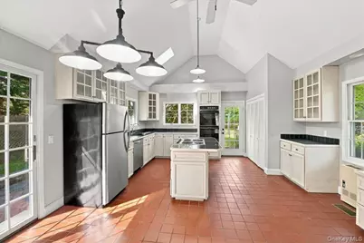 68 Don Street, Patchogue, NY 11772 - Photo 3