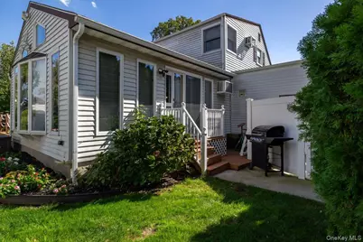 1 5th Avenue, Farmingdale, NY 11735 - Photo 27